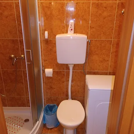 Raspudic Konukevi 3*
