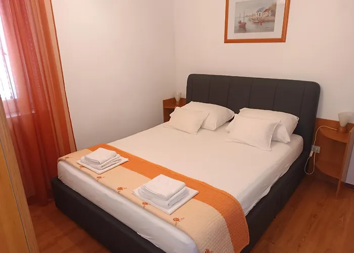 Raspudic Casa de hóspedes 3*